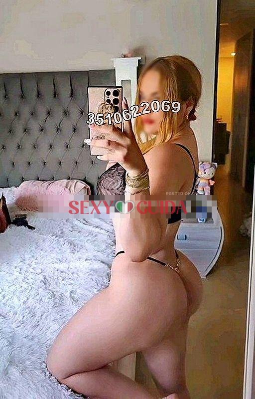 A foligno nuova luna  sensuale e calda