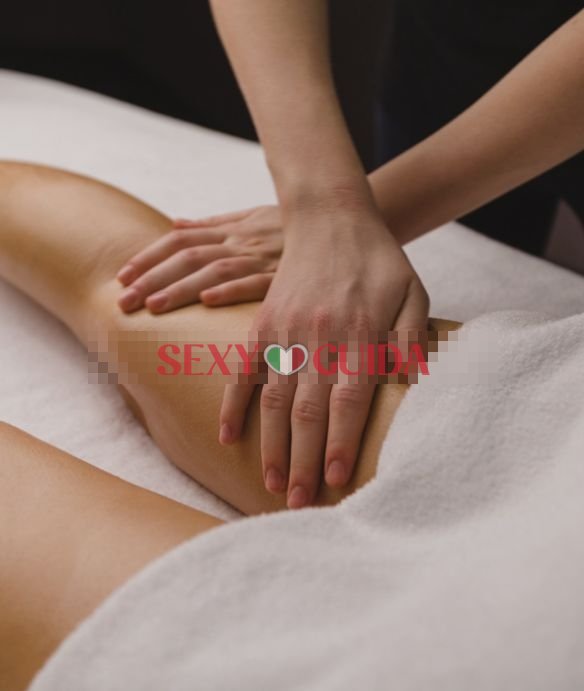 Exclussivo trans aiko asiatica massaggiatrice com