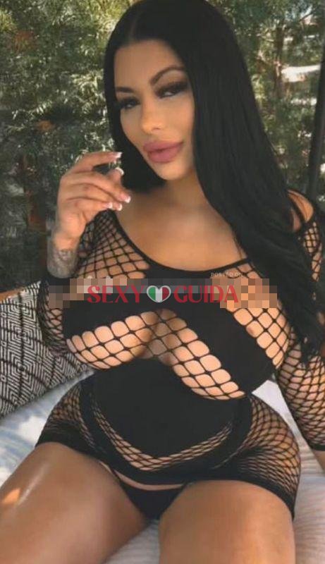 Angri  sensuale milf valentina  esperienz