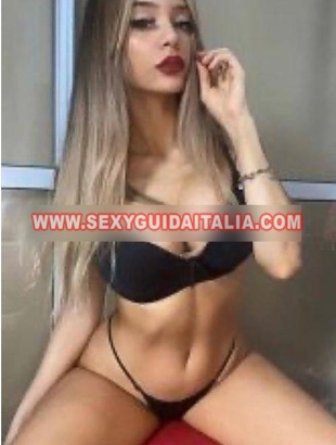 Clarissa sexy