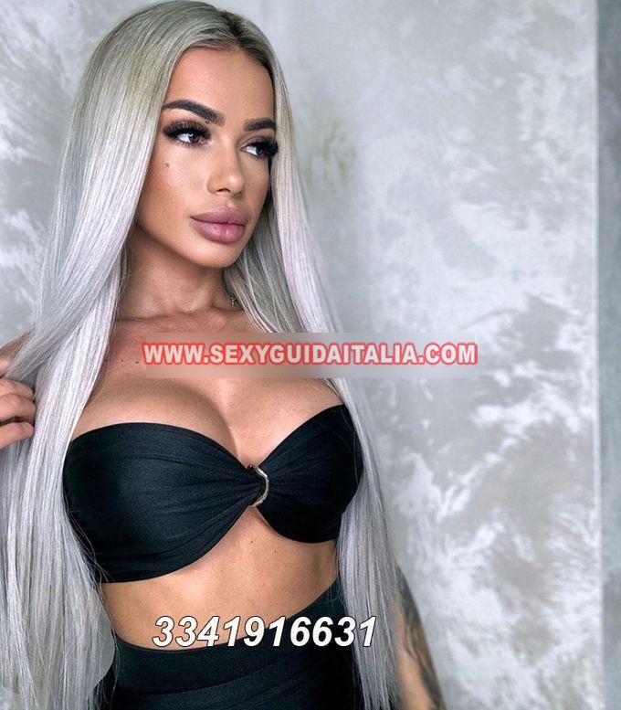 Mayte sexy