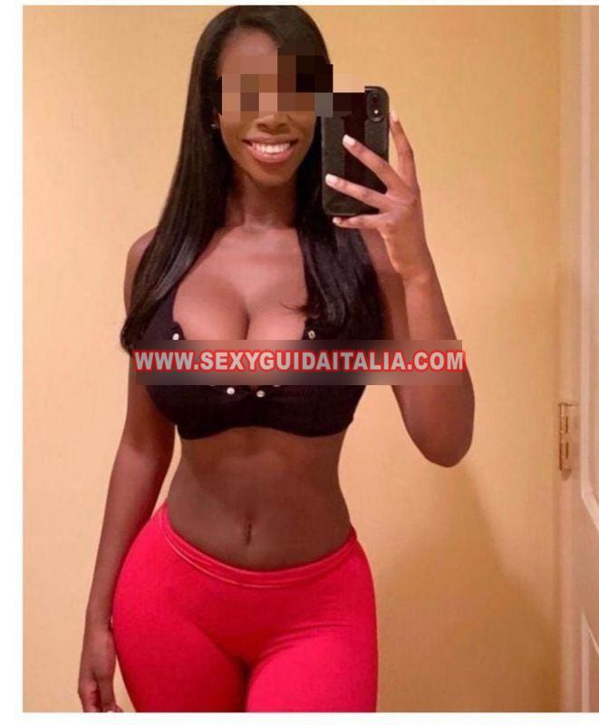 Marisol hot