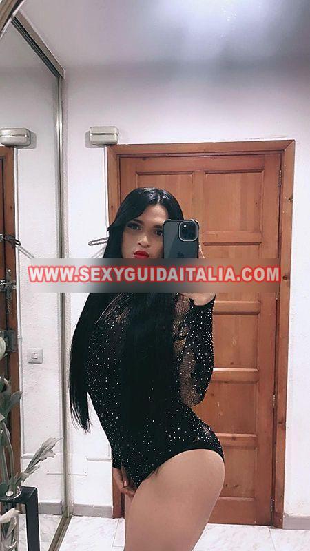 Trans malu' hot