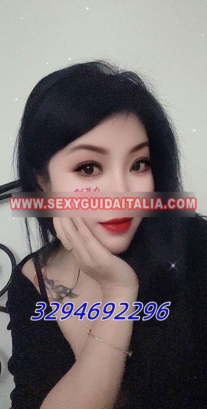 Nadia hot
