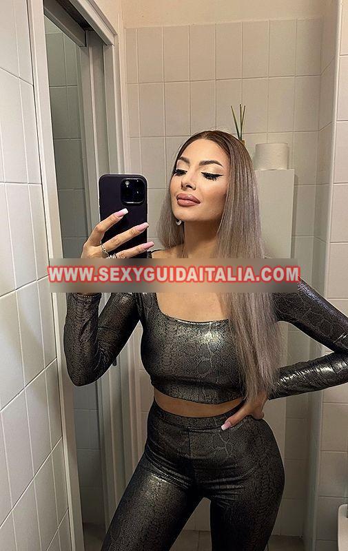 Erica bellisima biondina