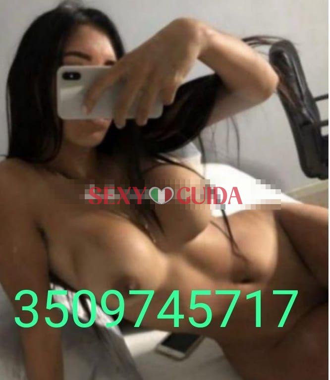 A vittoria sabrina appena arrivata dolce