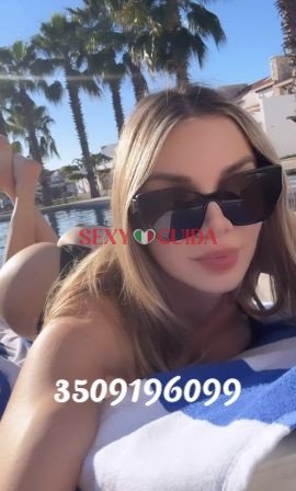 Top escortpiccola troietta peccaminosa