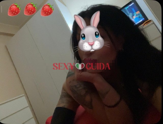 A mola di bari bellissima giulia  app