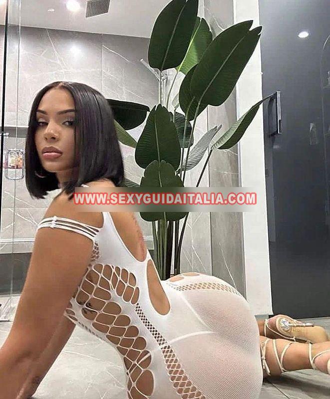 Melani sexy