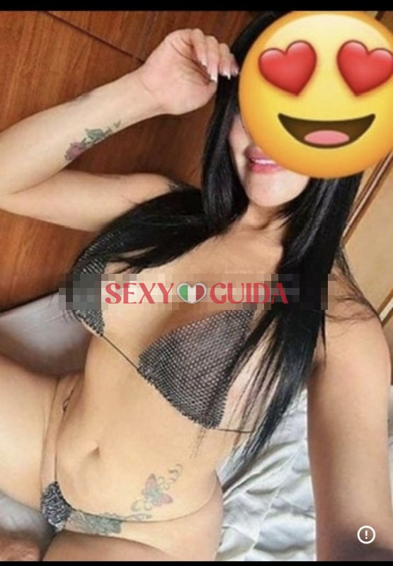 Sharon appena arrivata   sensuale vera