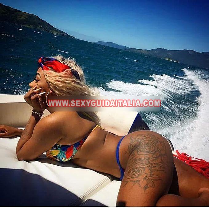 Veronika hot
