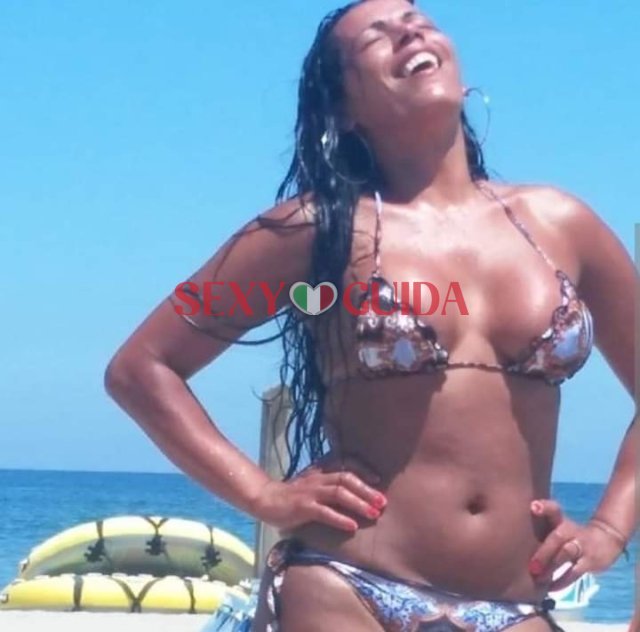 Alessia oliveira foto  reali mi trovi a feltr