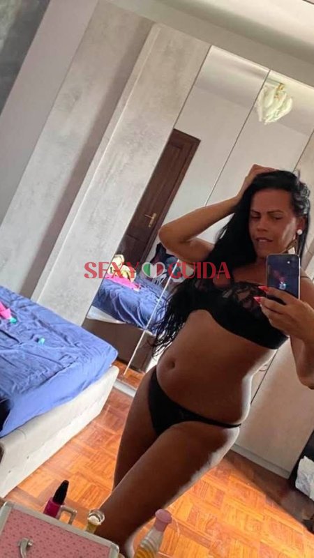 Alessia oliveira foto  reali mi trovi a feltr