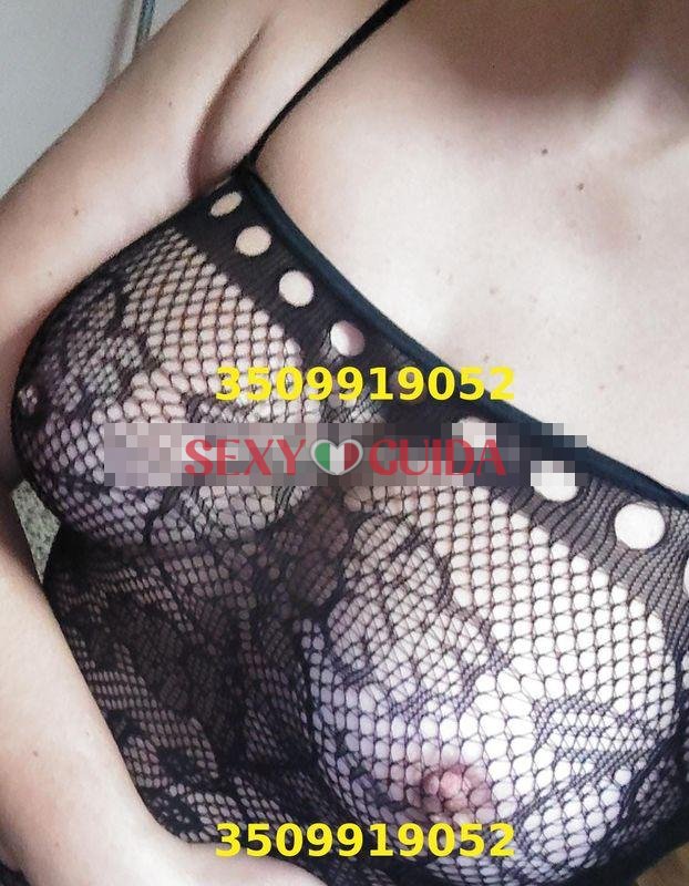 Ginosa marina  sensuale ragazza itali