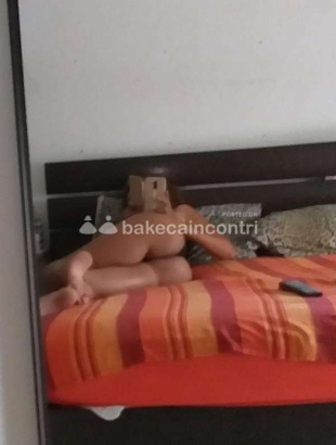 Milf vogliosa di cazzappena tornata