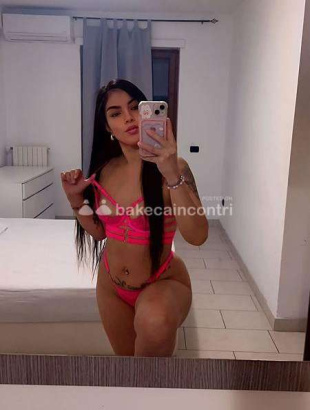 Sexy latina molto focosa tanta voglia di se