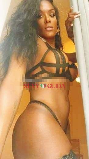 Trans wendy apenas arivata mtera cazzo  cm se