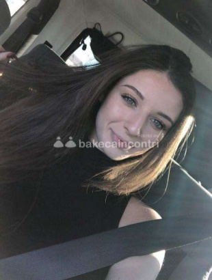 Chiama clara  sono francese e