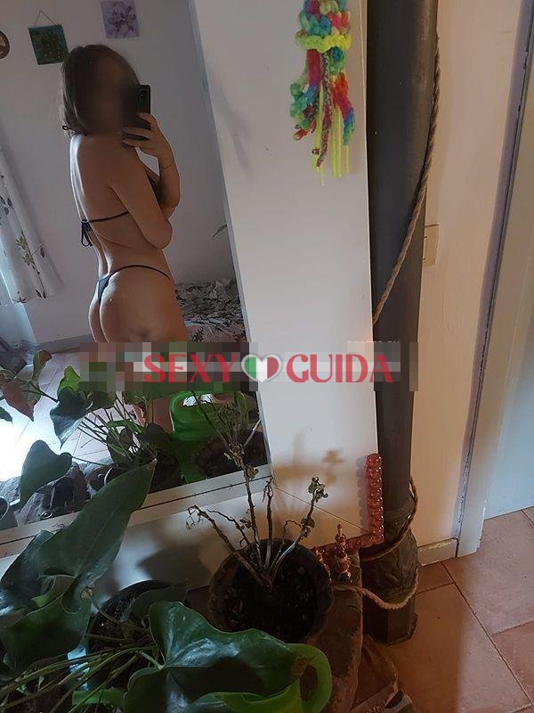 Ricevo solo chiamate foto reali sboratta i