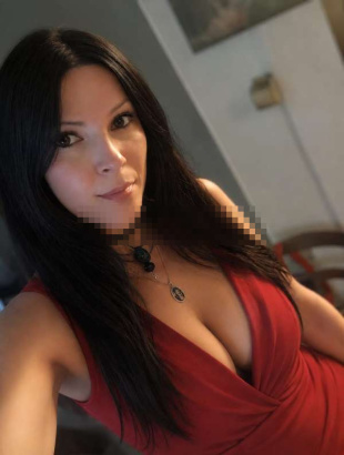 Bruna pellucci top trans calda e sensuale p