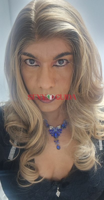A subbiano dany bella trava femminile brasilian