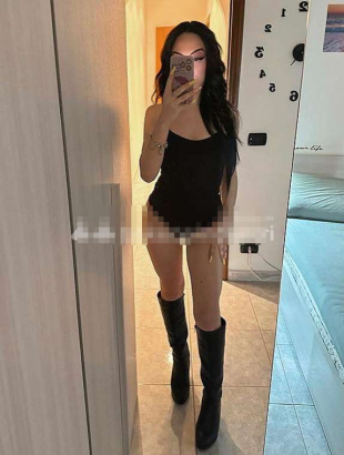 Nuovissima  raggiungo ovunque  foto vere