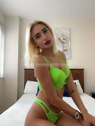 Nuova arrivata  alessia   bellissima ra