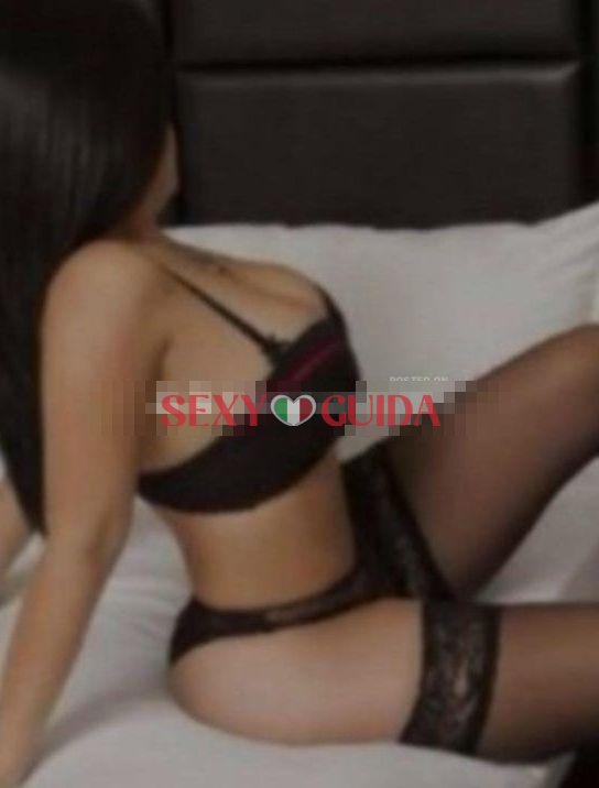 Appena arrivata donna cubana  nuovissima e
