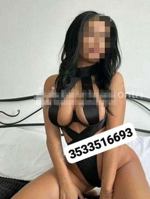 App arrivata nina donna seducente e completa